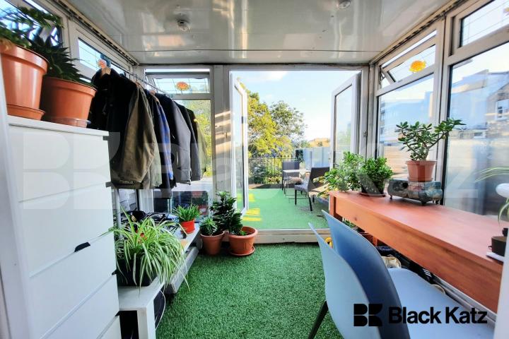 Modern Studio With Terrace & all Bills Included Lavender Hill , Clapham Junction 